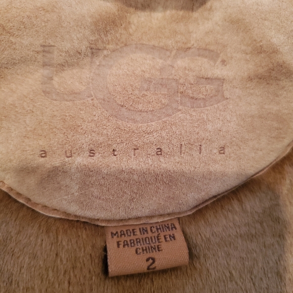 Toddler UGG Jacket - Picture 4 of 8